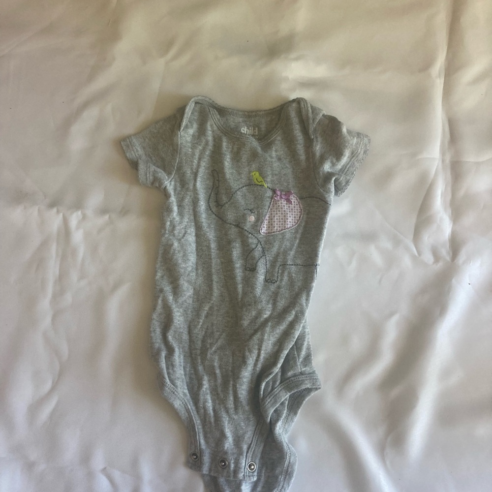 5 for $10 Child of Mine Gray Short-Sleeve Elephant Graphic Baby Bodysuit